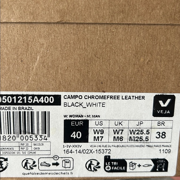 New! Veja White Sneakers with Blue Accents - Picture 6 of 7